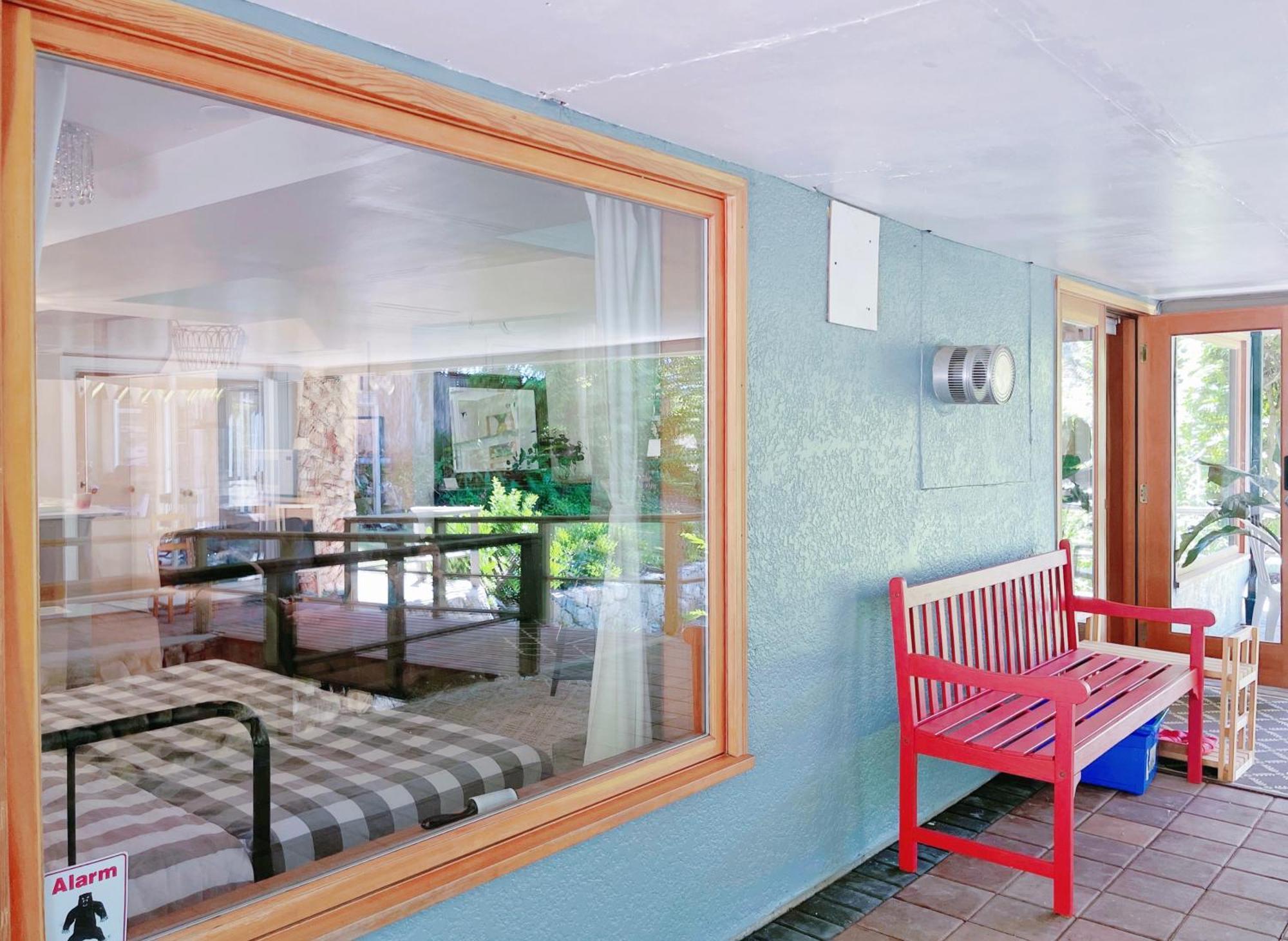 66 Creek Garden House Villa West Vancouver Bagian luar foto